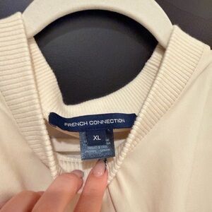 French Connection Cream top xl